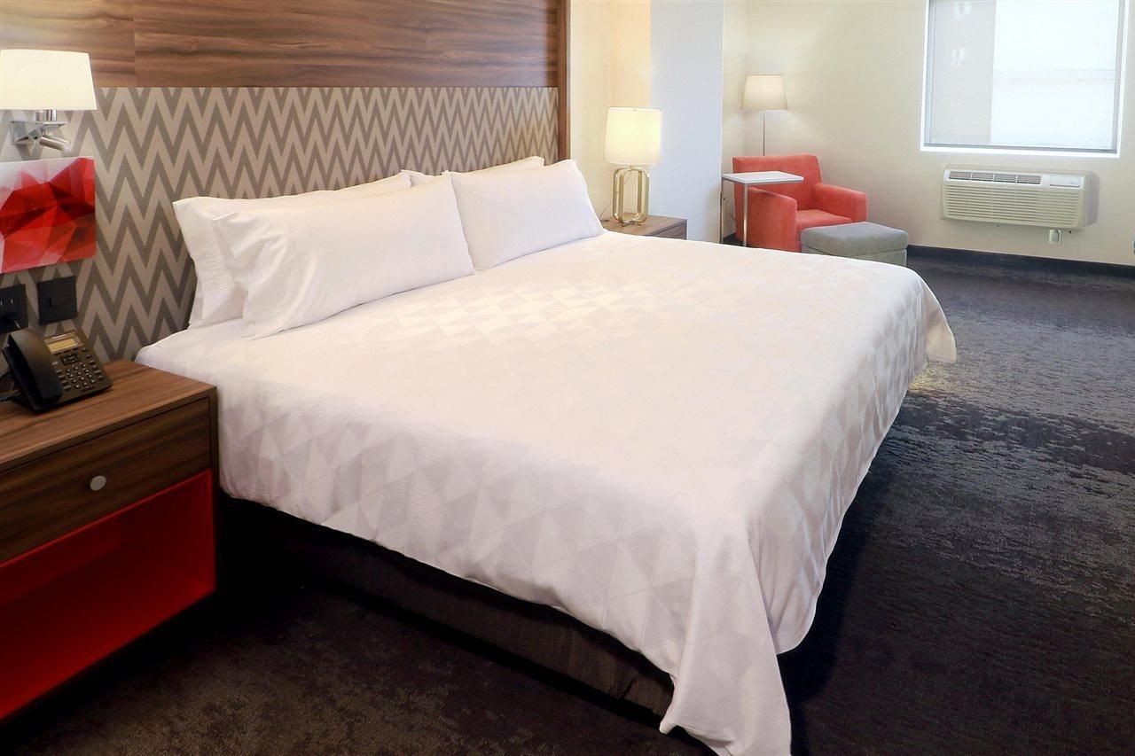 Holiday Inn & Suites - Monterrey Apodaca Zona Airport By Ihg Eksteriør bilde